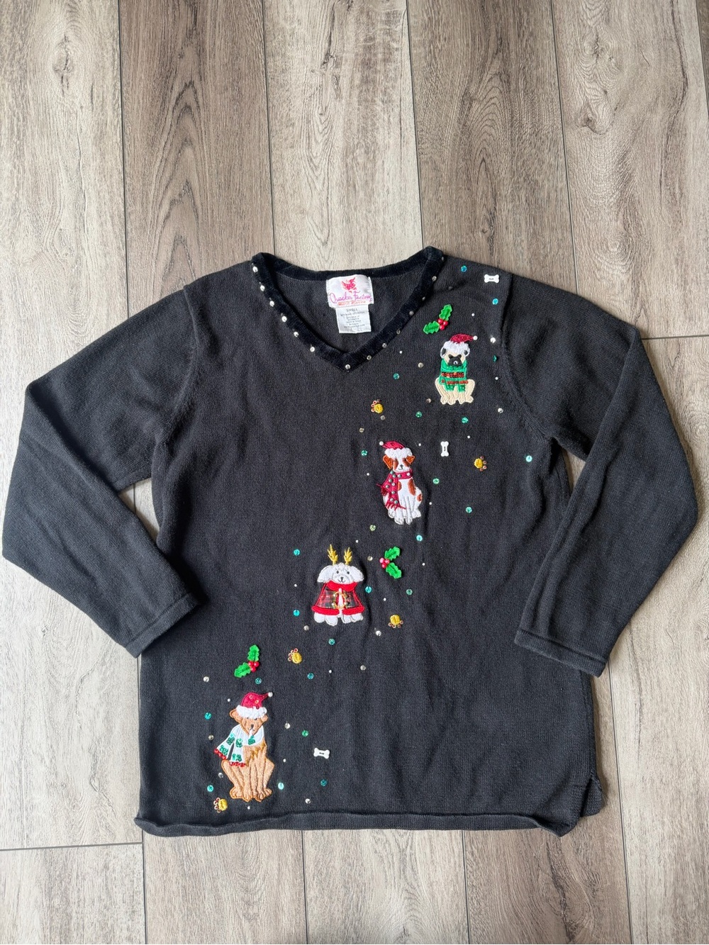 Quacker Factory- Vintage Black Christmas Holiday Dog Embroidered V-Neck Sweater